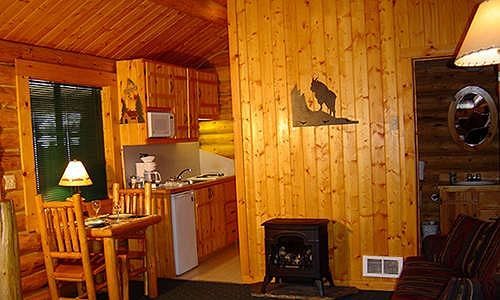 Отель Somers Bay Log Cabin Lodging Экстерьер фото